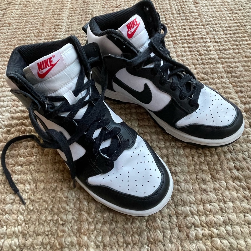Nike Air Jordan 1, Black and White High-Top Sneakers